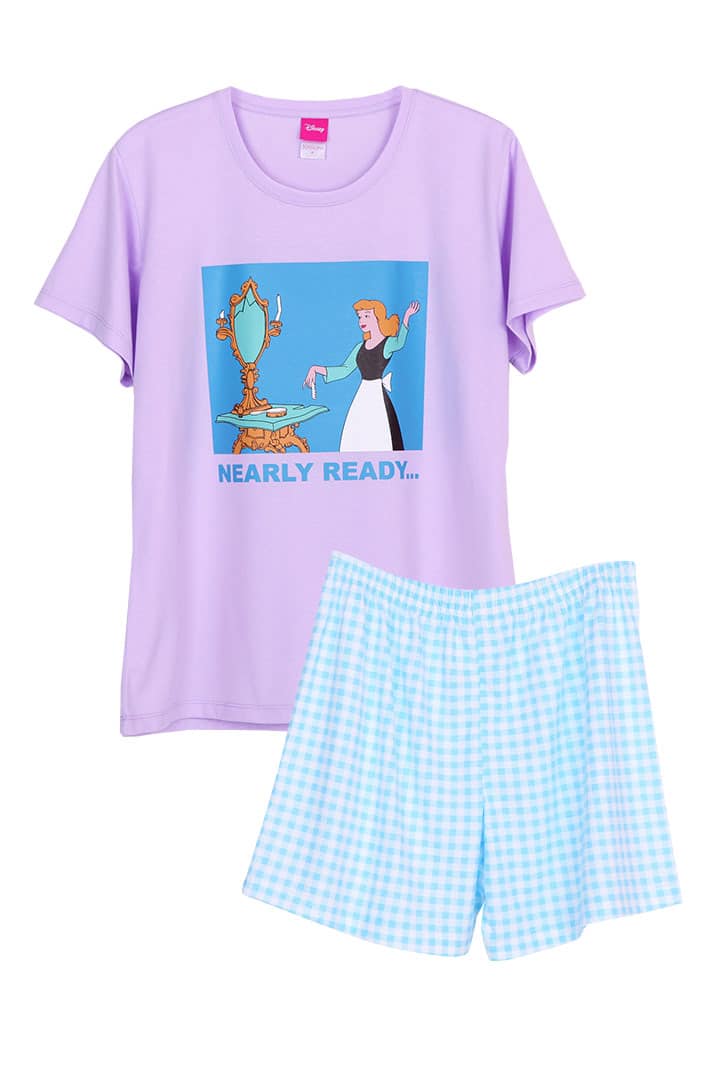 ชุดนอนผู้หญิง JOSILINS เซตเสื้อยืด และกางเกงขาสั้น Disney Princess : meme collection สีม่วงอ่อนและสีขาว