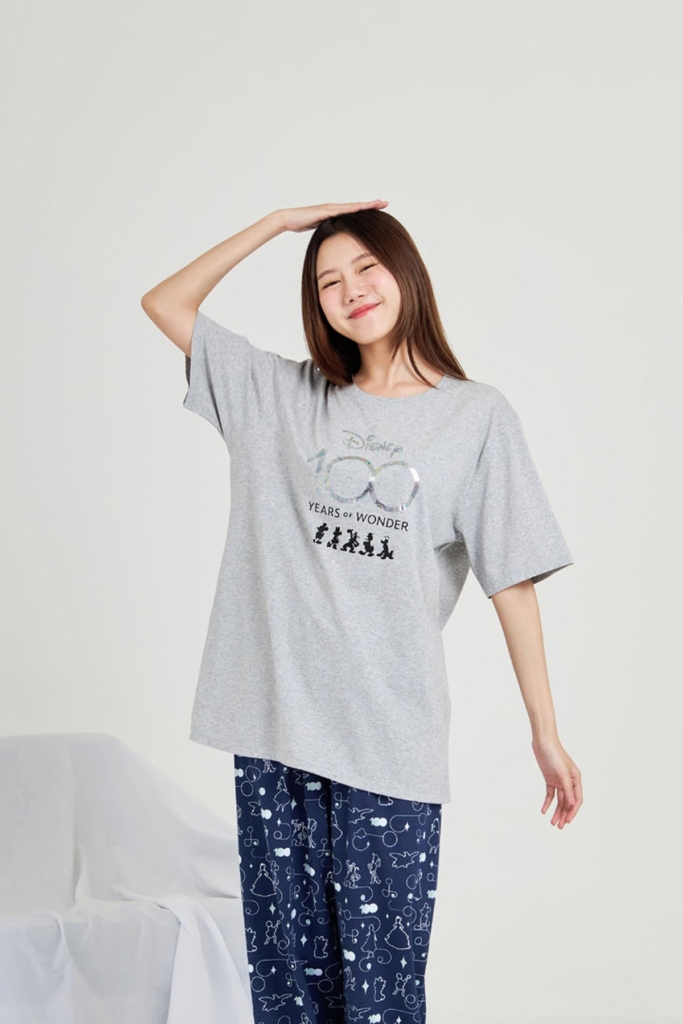 ชุดนอนUnisex JOSILINS เซตเสื้อยืดขายาว Disney 100 years of wonder สีเทาอ่อน