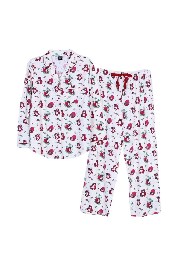 ชุดนอนผู้หญิง JOSILINS เซตแขนยาวขายาว Toy Story Lotso Strawberry Fest สีขาว