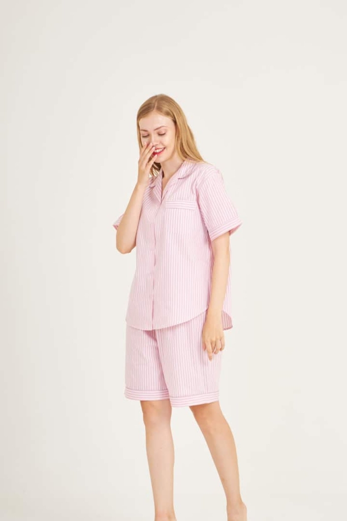 ชุดนอนผู้หญิง JOSILINS เซตแขนสั้นขาสั้น WINTER STRIPES สีชมพูอ่อน