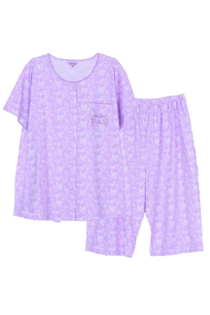 ชุดนอนผู้หญิง JOSILINS เซตแขนสั้นขาสี่ส่วน Butterflies สีม่วงเข้ม ไซส์ พลัสพลัส